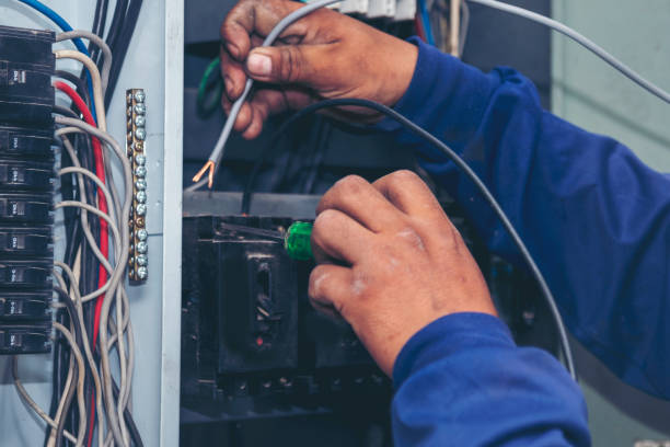 Best Emergency Electrical Repair  in Carle Place, NY